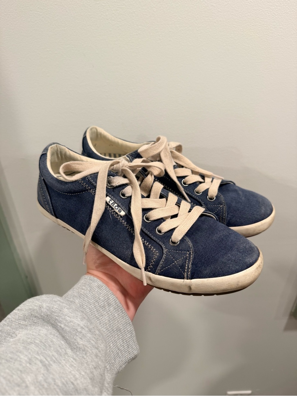 Taos Footwear Navy Canvas Sneakers with Cream Laces